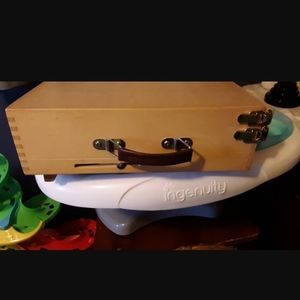 Tabletop Carry Along Art Easel